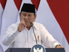 POTRET: Presiden Prabowo Subianto memberi arahan kepada jajarannya dalam Sidang Kabinet Paripurna di Kantor Presiden, Istana Kepresidenan, Jakarta, Senin (5/5/2025). (Dok. Istimewa)