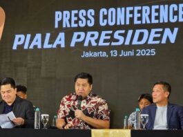 POTRET: Ketua Steering Committee (SC) Piala Presiden 2025, Maruarar Sirait, menjawab pertanyaan pewarta pada jumpa pers di Gedung Danareksa, Jakarta, Jumat (13/6/2025). (Dok. Istimewa)