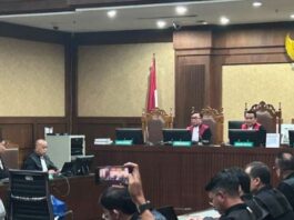 SIDANG: Menteri Perdagangan periode 2015–2016 Thomas Trikasih Lembong (Tom Lembong) dalam sidang pembacaan putusan majelis hakim di Pengadilan Tipikor Jakarta, Jumat (18/7/2025). (Dok. Istimewa)