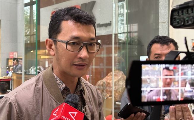 Korupsi Masih Jadi PR Utama Bangsa Juru Bicara Komisi Pemberantasan Korupsi Budi Prasetyo memberikan keterangan di Gedung Merah Putih KPK, Jakarta, Kamis (23/10/2025). (Dok. Istimewa)