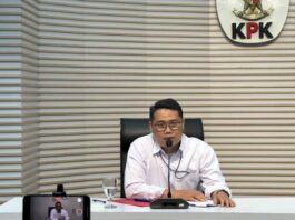 KONFERENSI PERS: Pelaksana Tugas Deputi Penindakan dan Eksekusi Komisi Pemberantasan Korupsi Asep Guntur Rahayu memberikan keterangan di Gedung Merah Putih KPK, Jakarta, Kamis (20/11/2025). (Dok. Istimewa)